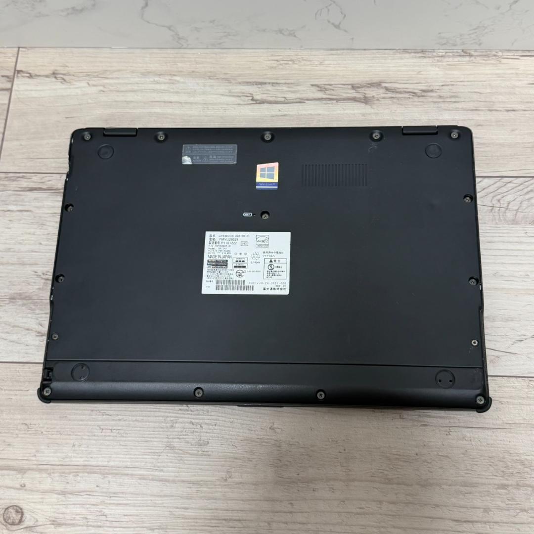 第10世代 core i5 富士通 薄型ノートPC バッテリー良好