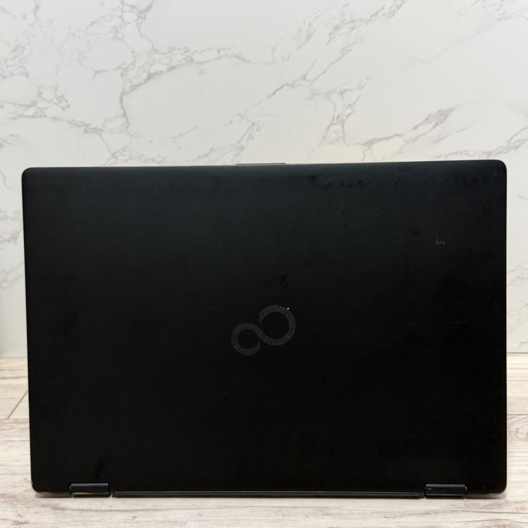 第10世代 core i5 富士通 薄型ノートPC バッテリー良好