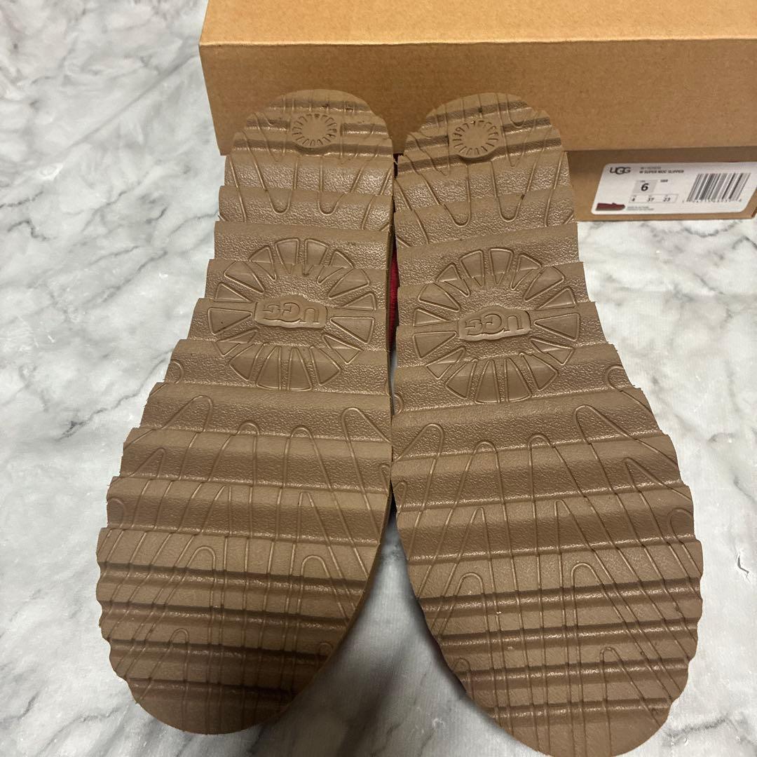 【極美品】UGG アグ モカシン 完売カラーリボンレッド