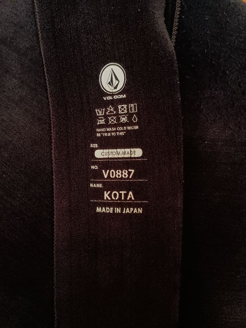 VOLCOM ボルコム DOVE社製ウェットスーツ セミドライ