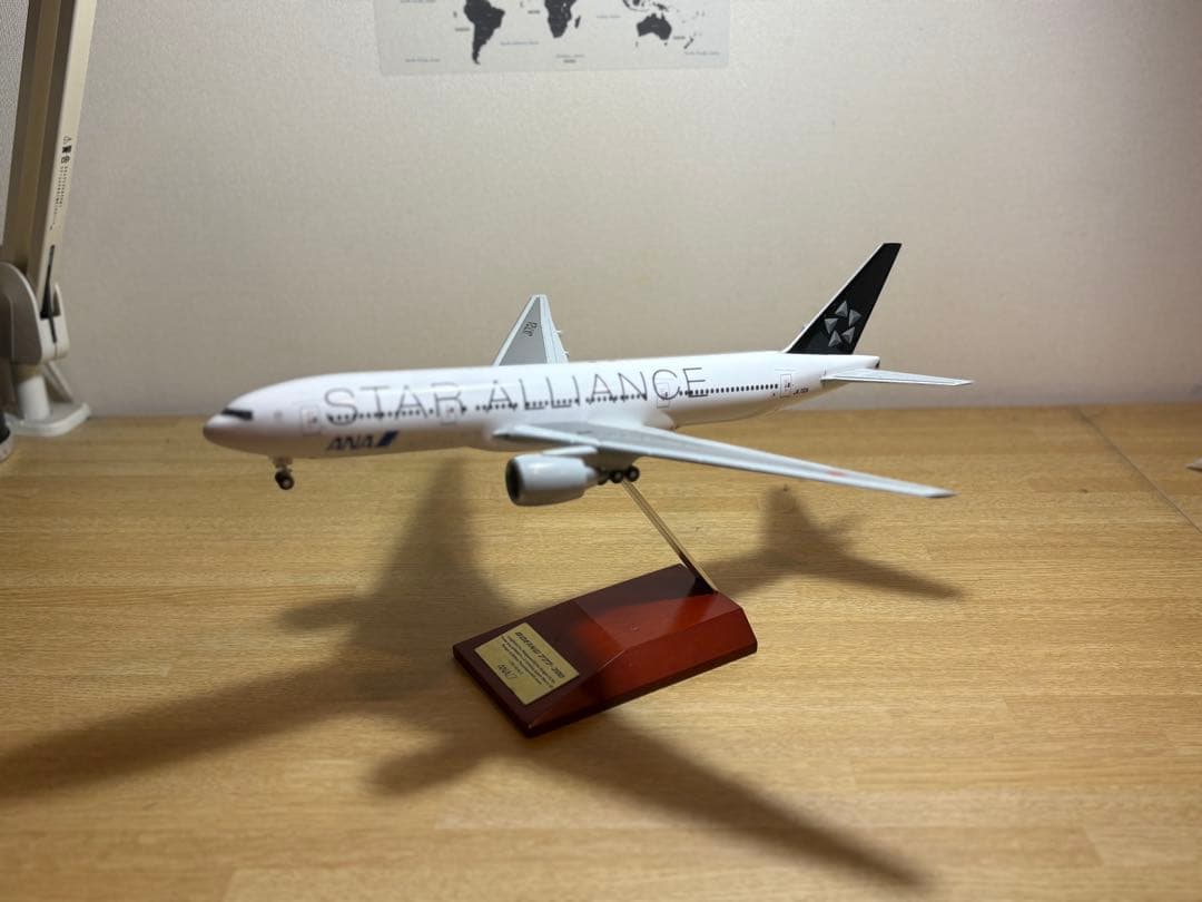 航空機・ヘリコプター ANA Boeing 777-200 STAR ALLIANCE 1:200