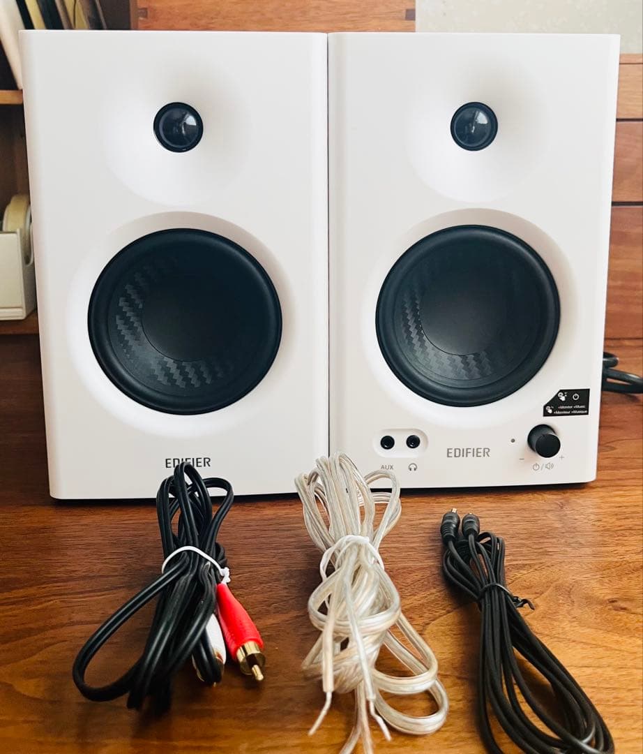 EDIFIER MR4 ホワイトスピーカー