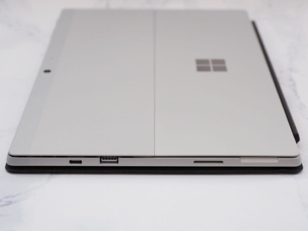 Surface Pro7＋ LTE Advanced 16GB/256GB