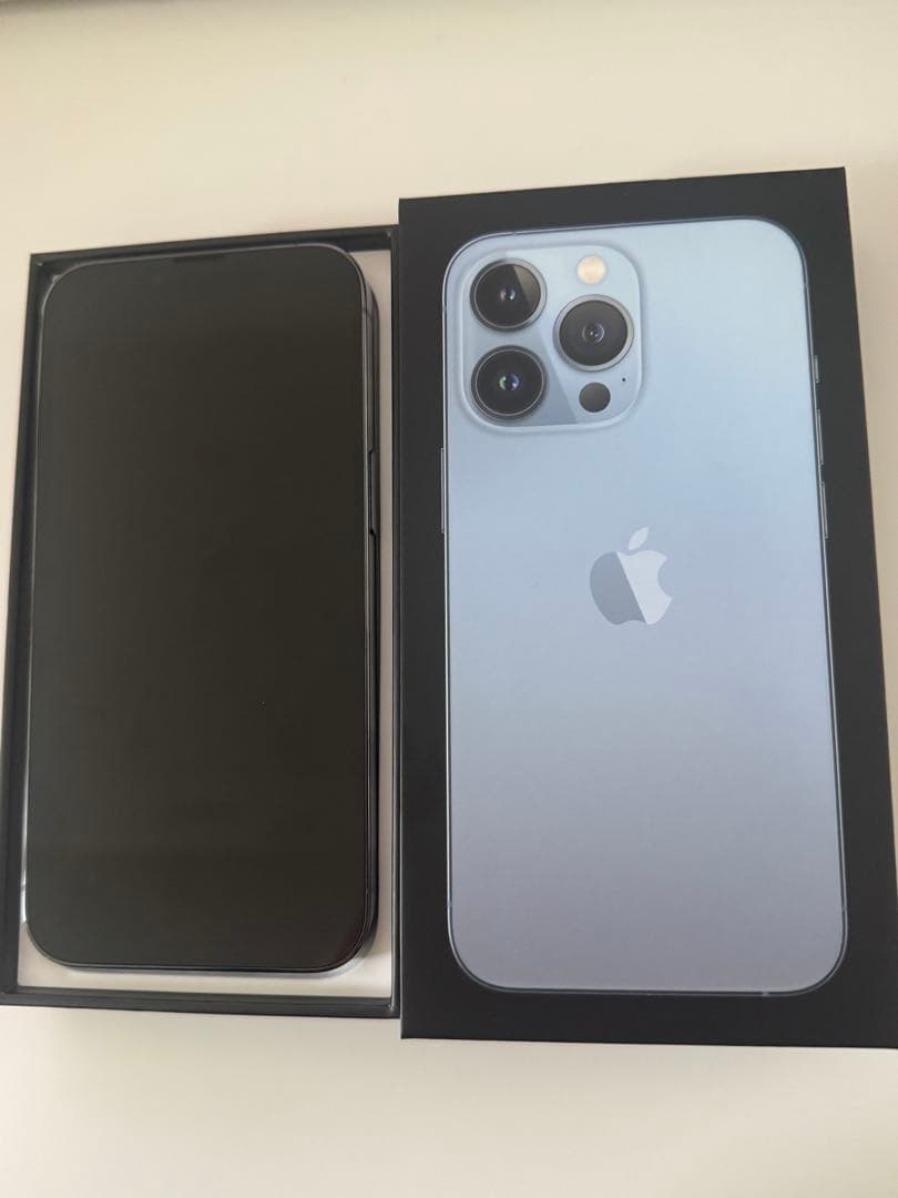 iPhone 13 pro バッテリー最大容量86% simフリー