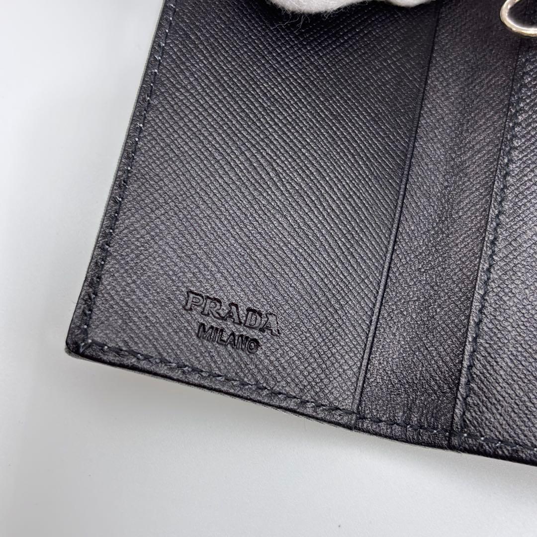 【箱付き未使用級】プラダ ６連 キーケース ナイロン×レザー 三角ロゴ グレー