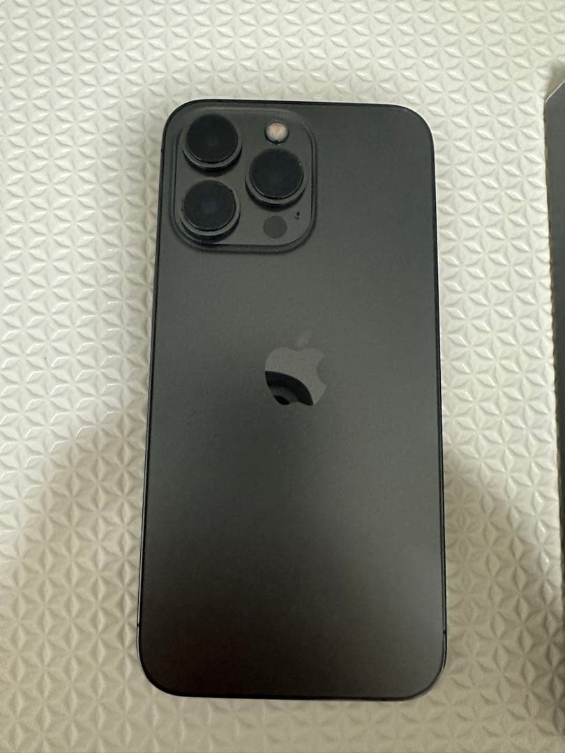 Apple iPhone 13 Pro グラファイト 本体　SIMフリー