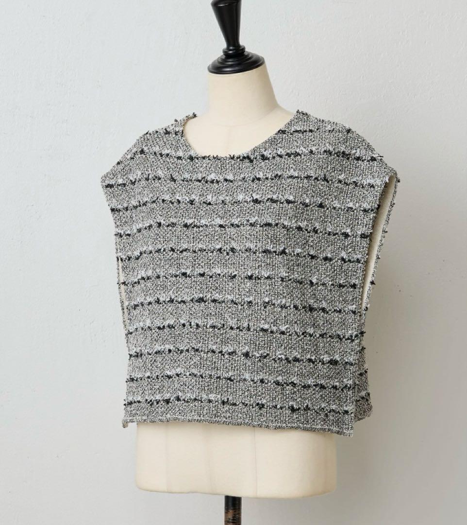 12/16までお値下げ♡【新品・タグ付き】Beardsleyのツイードポンチョ