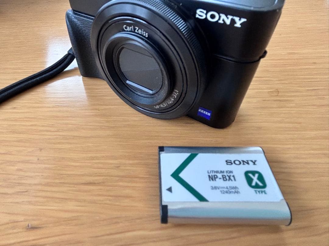 ジャンク扱い　Sony DSC-RX100M2