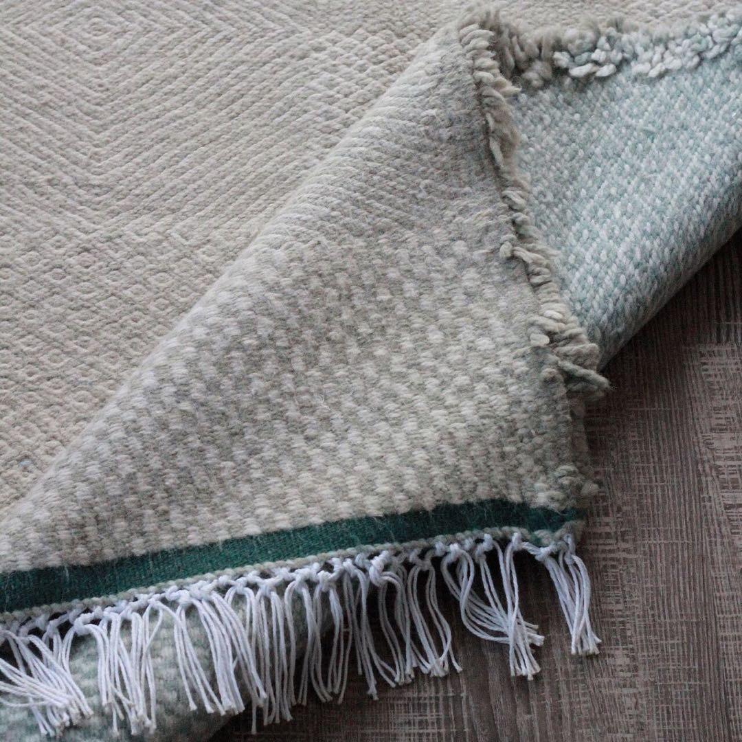 【送料込】希少！ザナフィ モロッコラグ ベージュ119×72cm