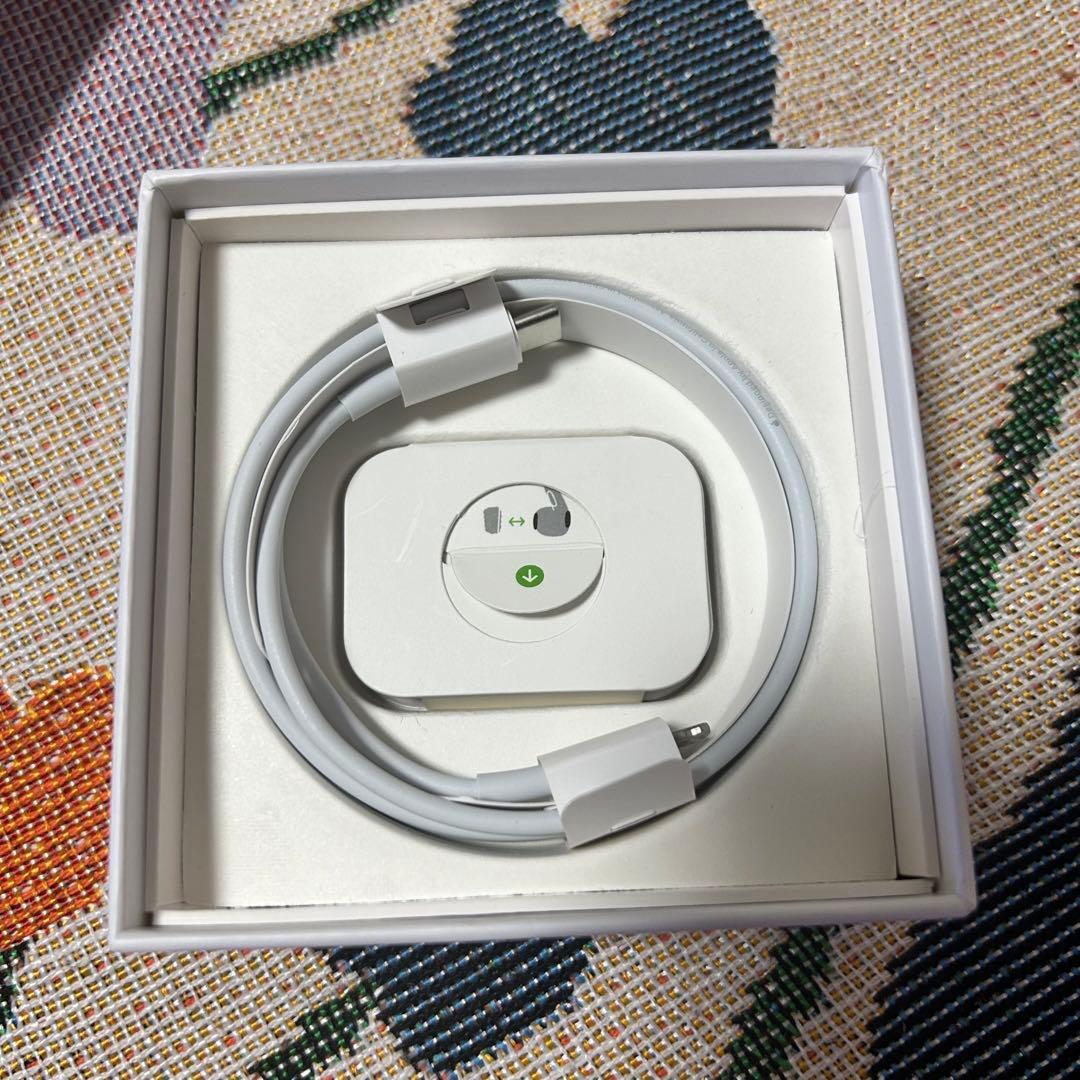 早い者勝ち‼️AirPodsホワイト⚠︎送料別