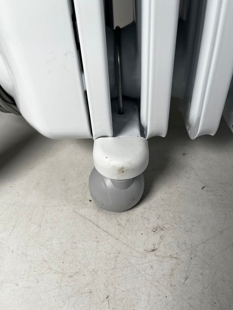 美品　デロンギ　RHJ35M1015-LG オイルヒーター