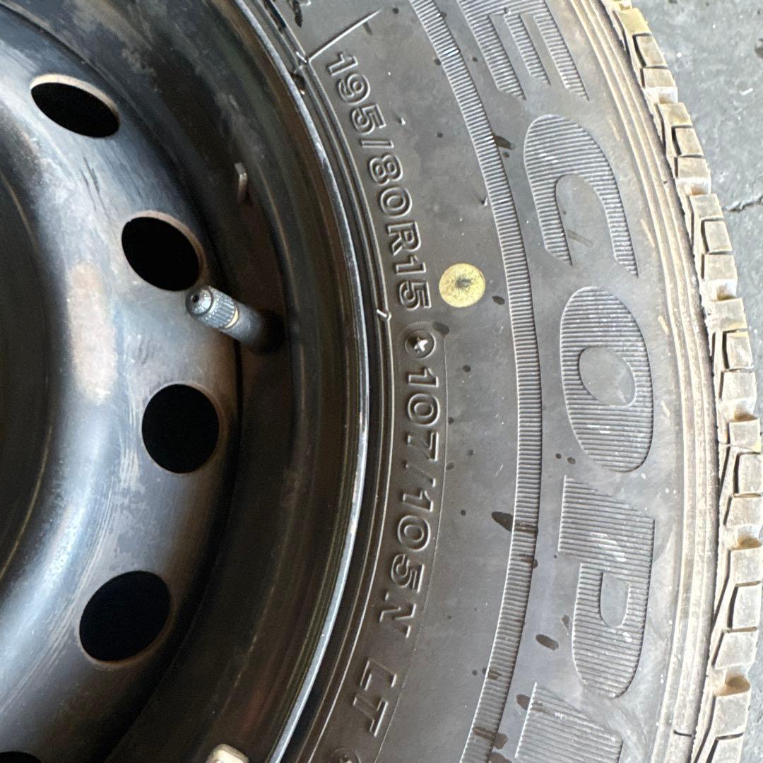 ハイエース　アルミ＆タイヤセット　195 80R 15 107 105N LT