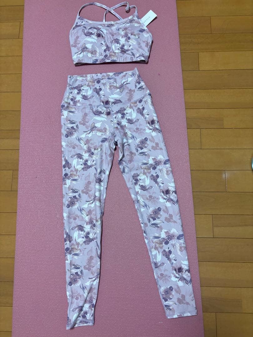 SUKRALA 花柄 ヨガウェア セット　S