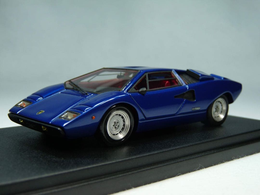 MRコレクション　ランボルギーニ・カウンタック　ＬＰ４００　ブルー