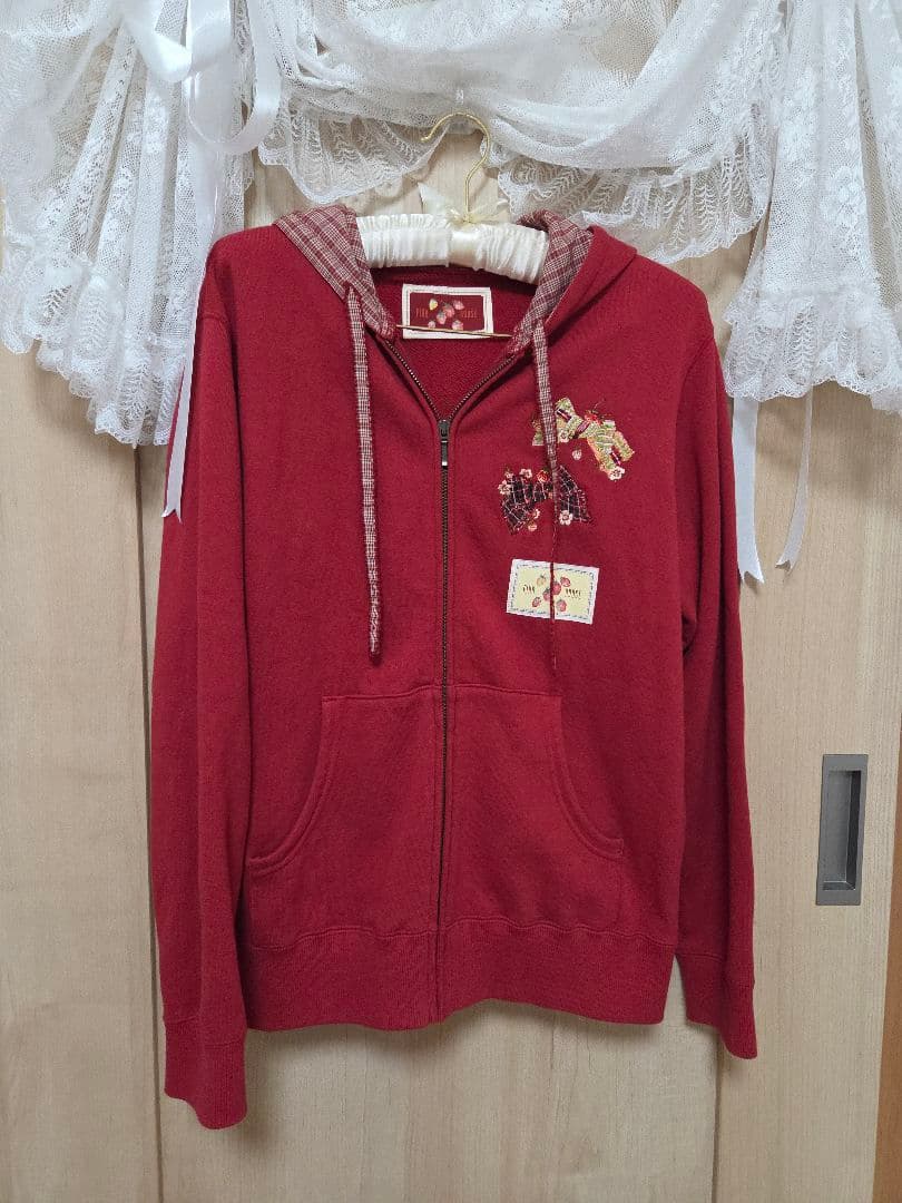 PPINKHOUSE リボン刺繍バックプリントパーカー 新品未使用・即購入️⭕️