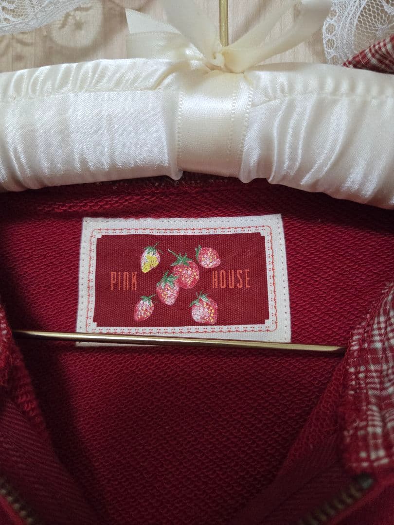 PPINKHOUSE リボン刺繍バックプリントパーカー 新品未使用・即購入️⭕️