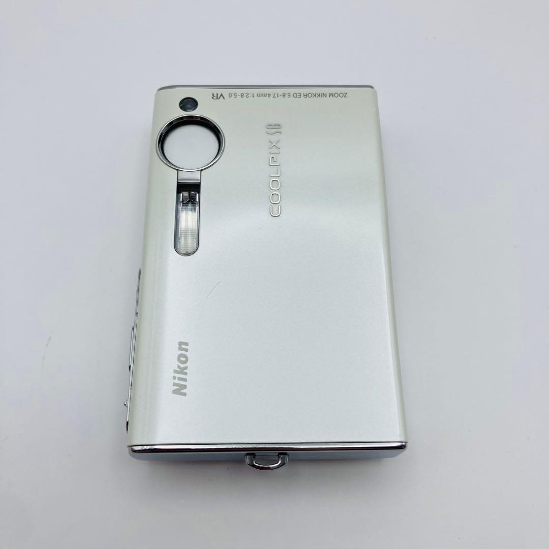 Nikon COOLPIX S8 コンパクトデジタルカメラ　ニコン　クールピクス