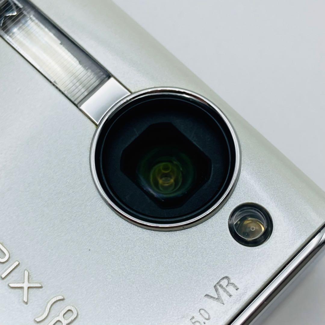 Nikon COOLPIX S8 コンパクトデジタルカメラ　ニコン　クールピクス