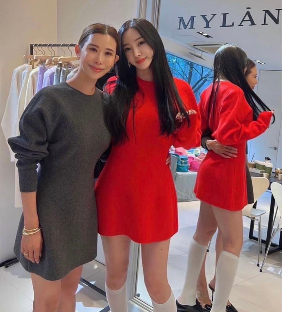 定価約10万円 一瞬で売り切れMYLAN カシミヤ混ニットドレス 美シルエット