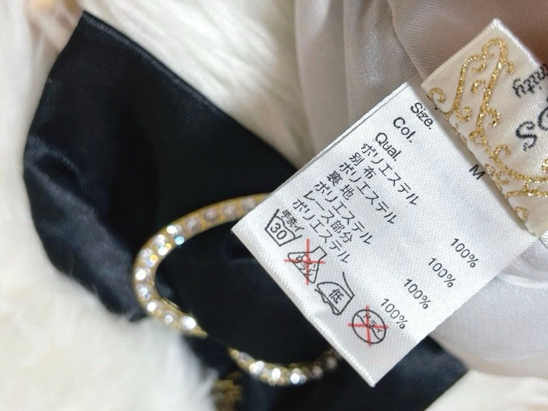 GOLDS♡ビジュー付きハートバックル♡チェーン♡ファーレッグカバー♡白×黒