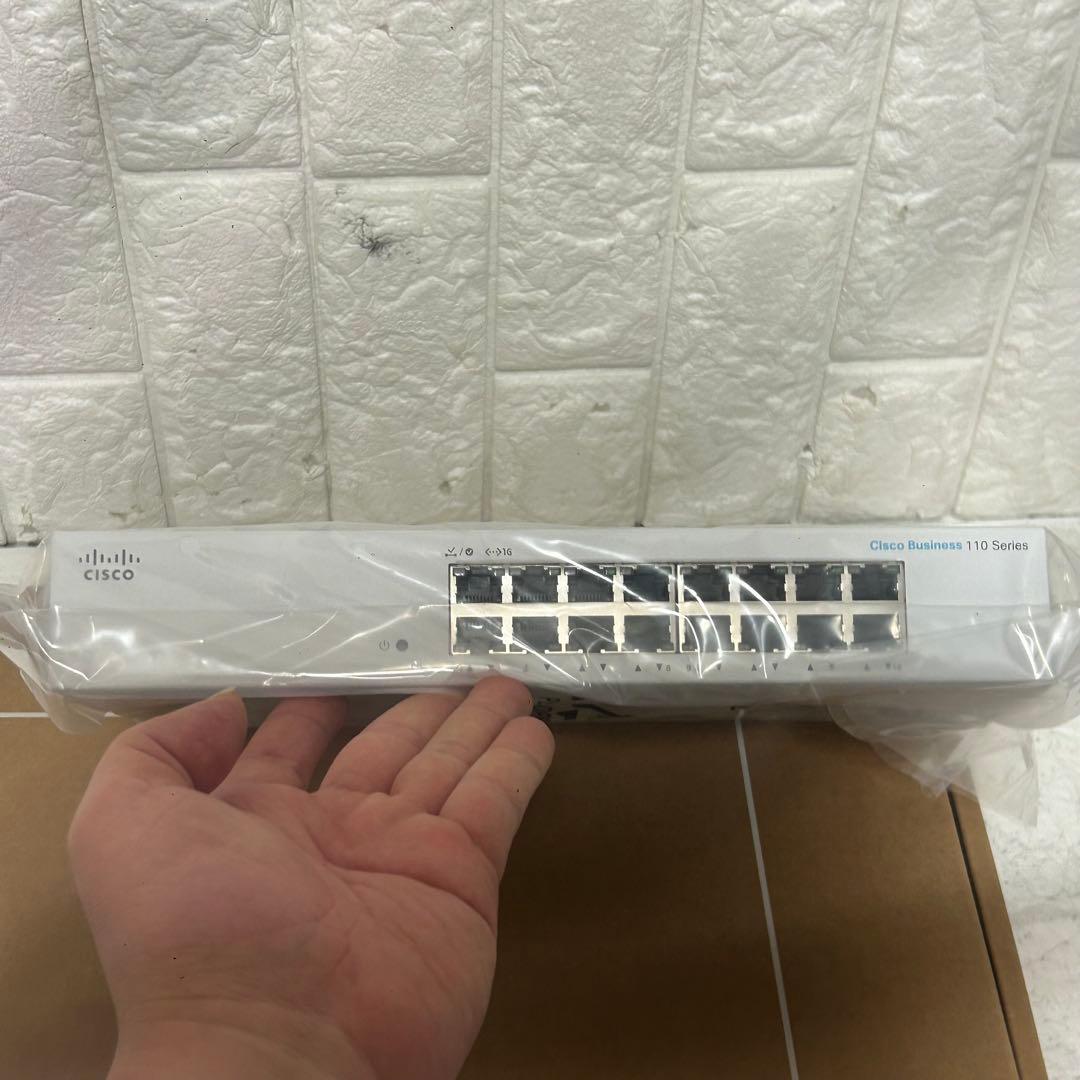 未使用　Cisco Business 110シリーズ CBS110-16T