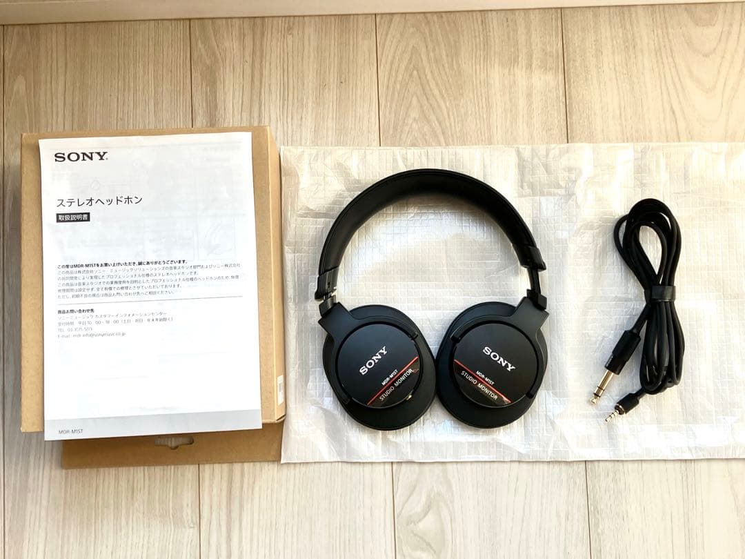 ソニー スタジオ用ヘッドフォン MDR-M1ST