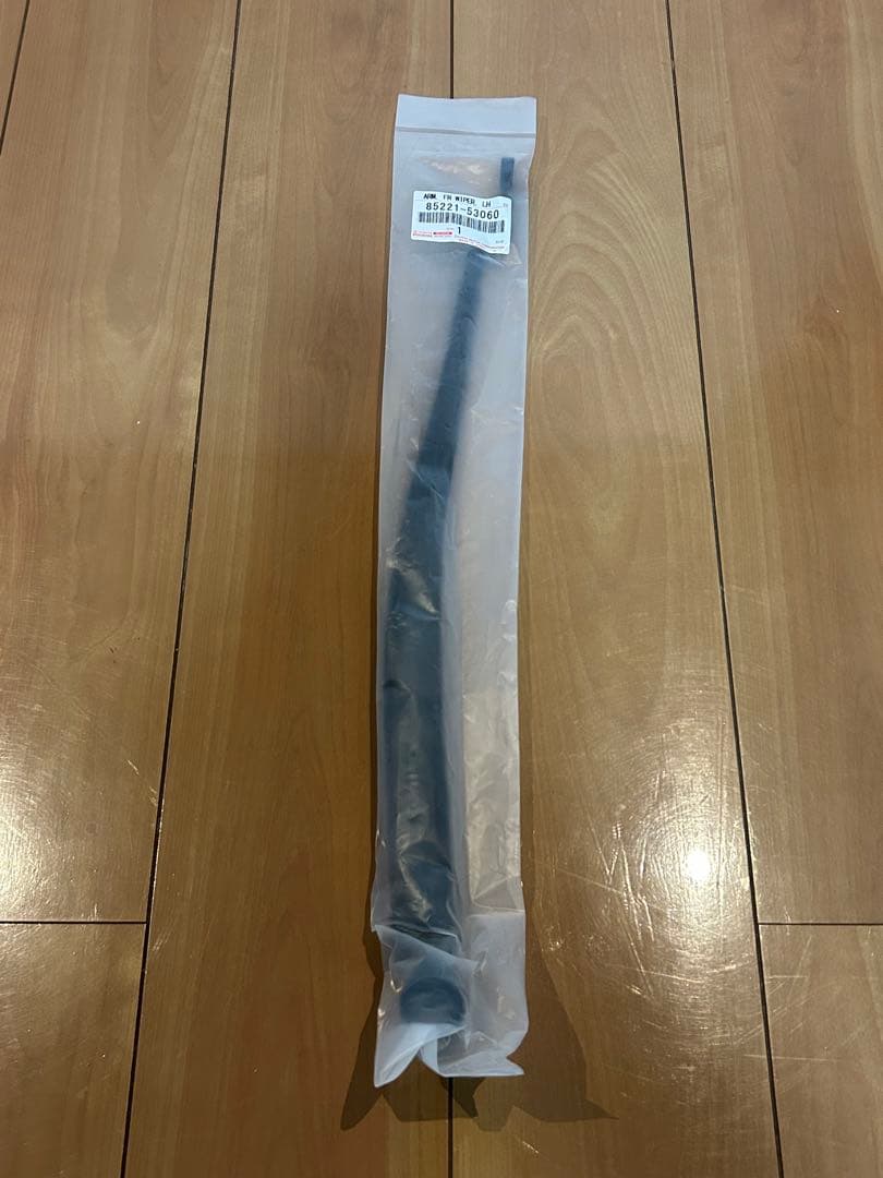 レクサス純正 ワイパーアーム ワイパーブレード ハイエース ワイド 新品 未使用