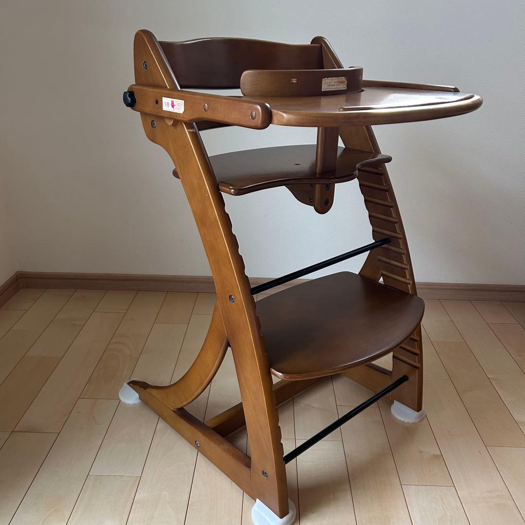 大和屋　すくすくチェア