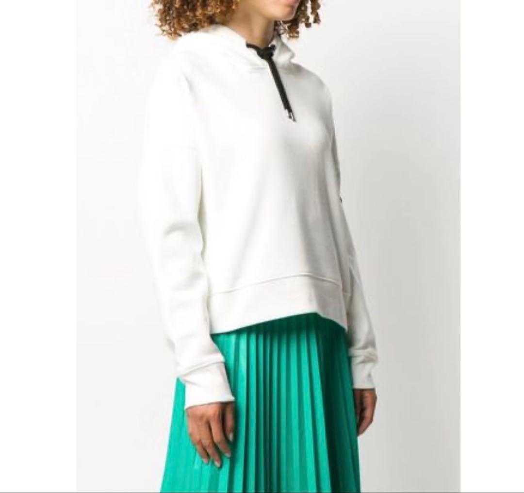 【レア】MONCLER ホワイト パーカー