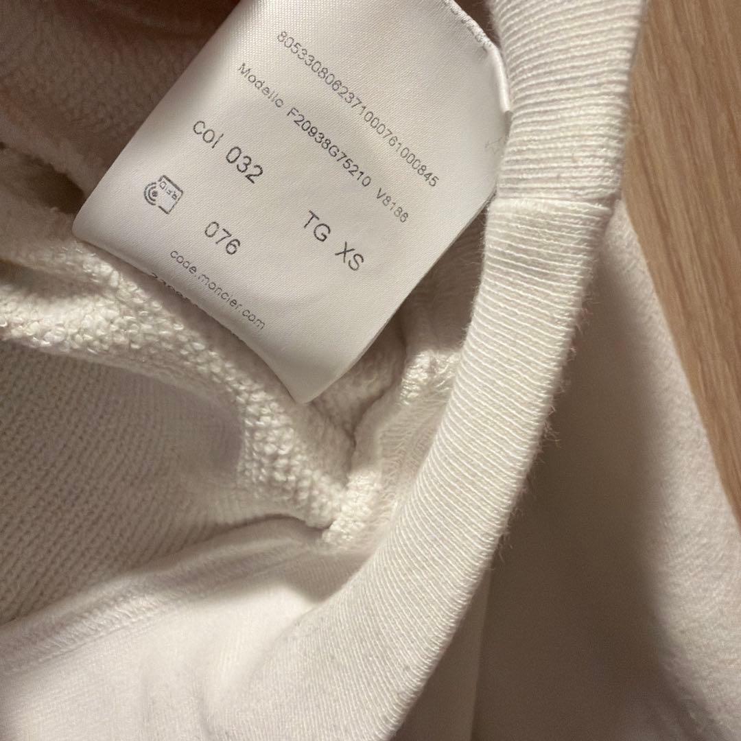 【レア】MONCLER ホワイト パーカー