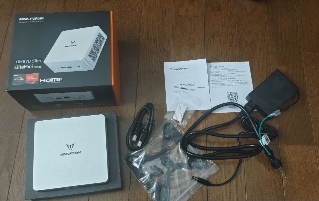 minisforum um870 slim 32GB 1TB本体付属品　値下げ可