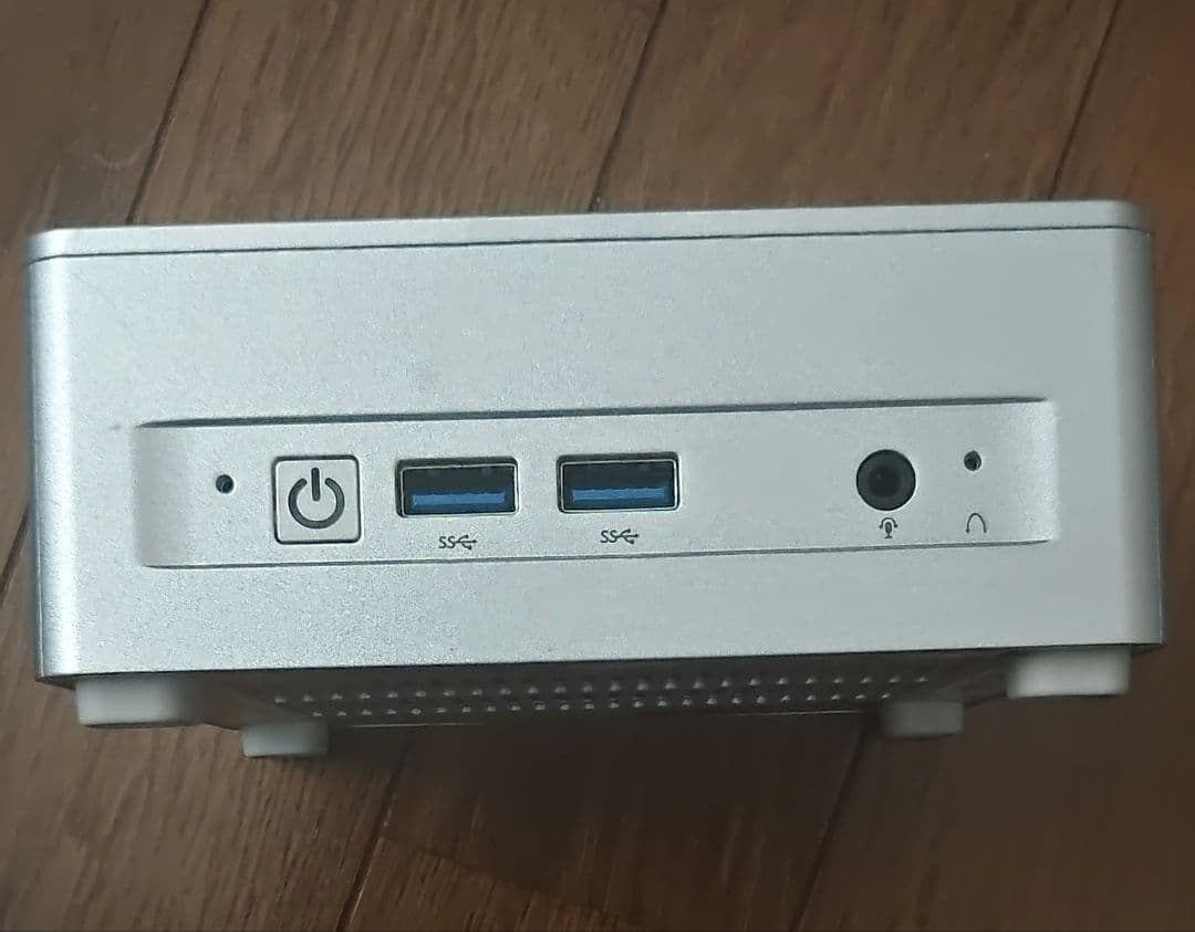 minisforum um870 slim 32GB 1TB本体付属品　値下げ可