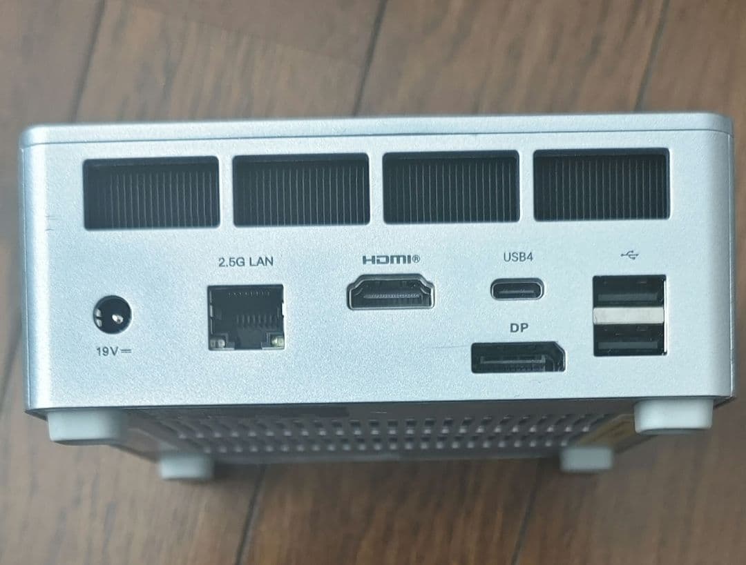 minisforum um870 slim 32GB 1TB本体付属品　値下げ可