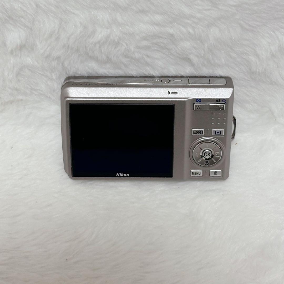 【美品】Nikon COOLPIX S550