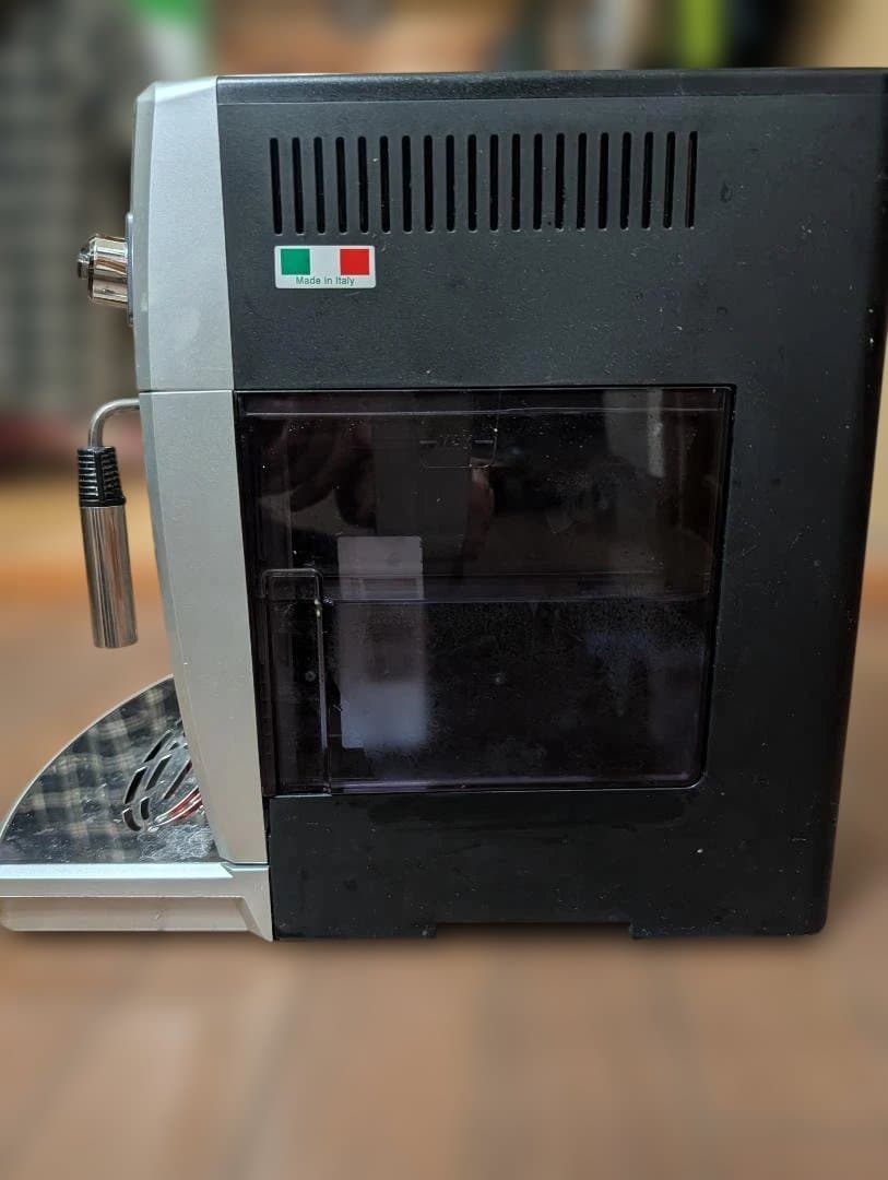 デロンギマグニフィカ　全自動エスプレッソマシン ESAM03110S