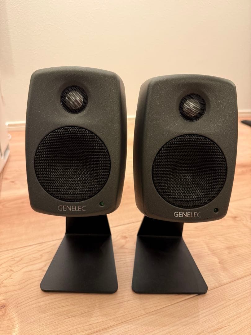 GENELEC 8010A スタジオモニター&純正オプションスタンドペア