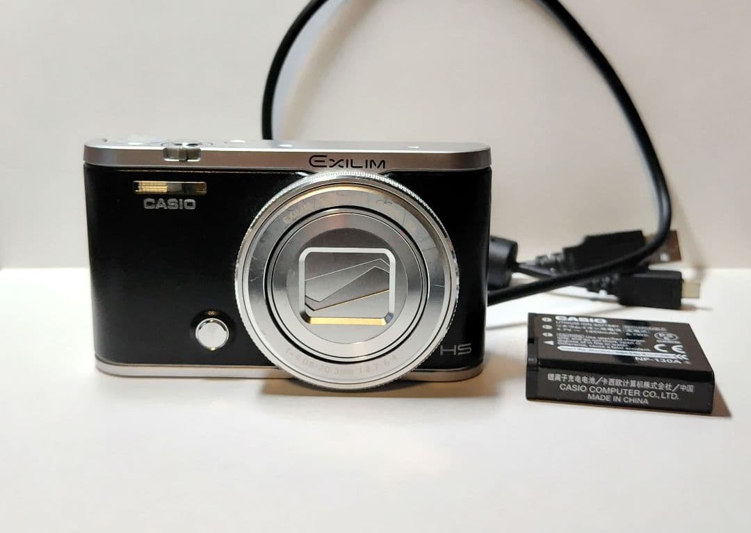 CASIO　デジタルカメラ　EX-ZR4000