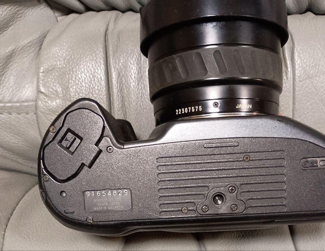 MINOLTA α 303si 一眼レフカメラ 35-105mmレンズ付き