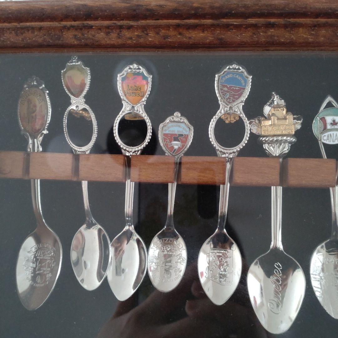 アメリカアンティーク　装飾スプーンコレクション 34本 木製ケース付き