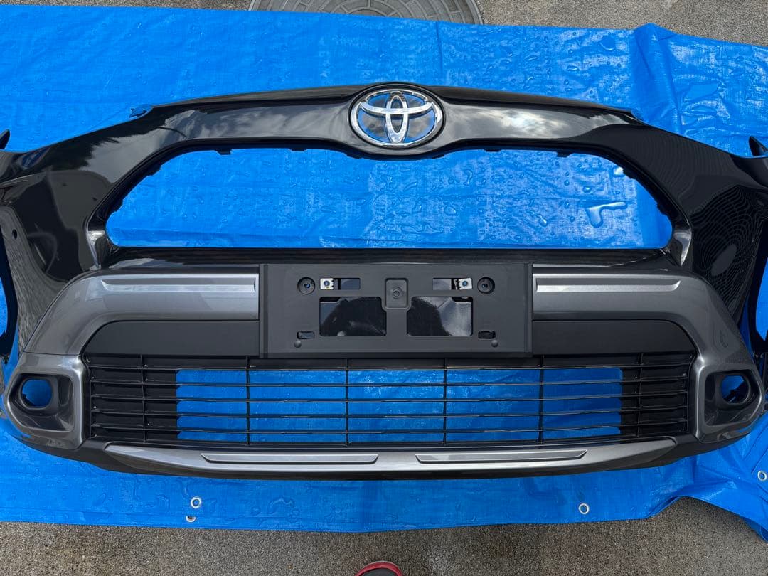 ヤリスクロスZアドベンチャーFバンパー&Rバンパーロアカバー