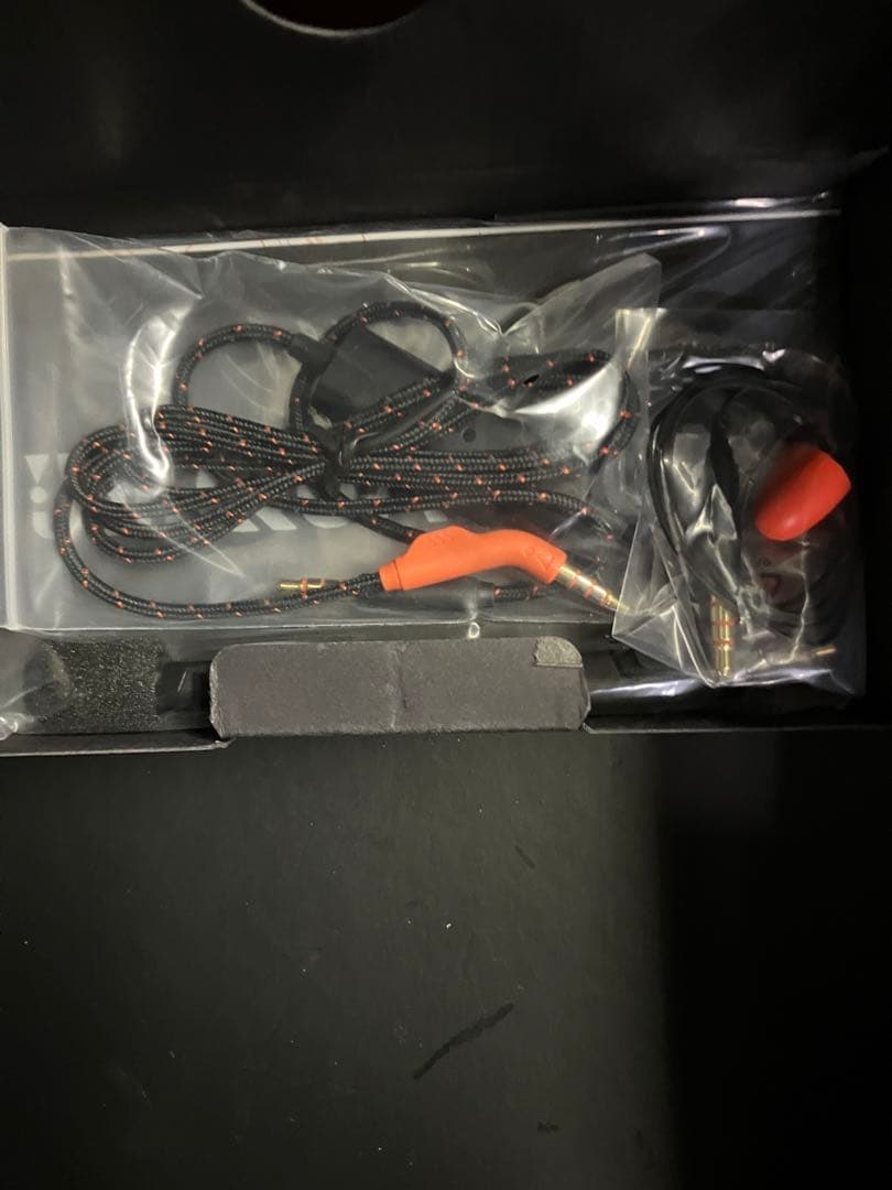 JBL Quantum oneゲーミングヘッドセット