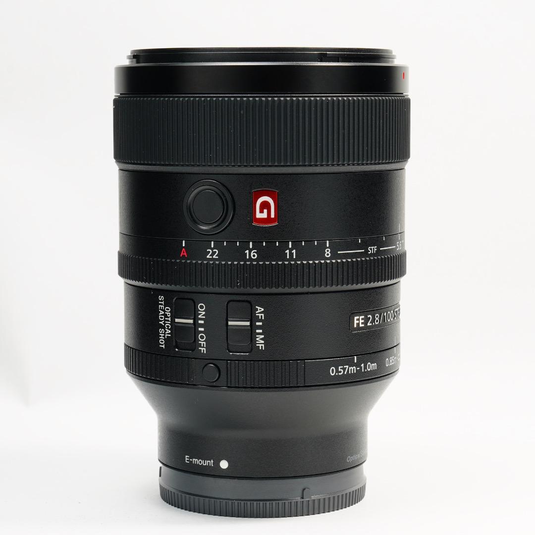 【唯一無二】SONY SEL100F28GM 単焦点　イルミの帝王