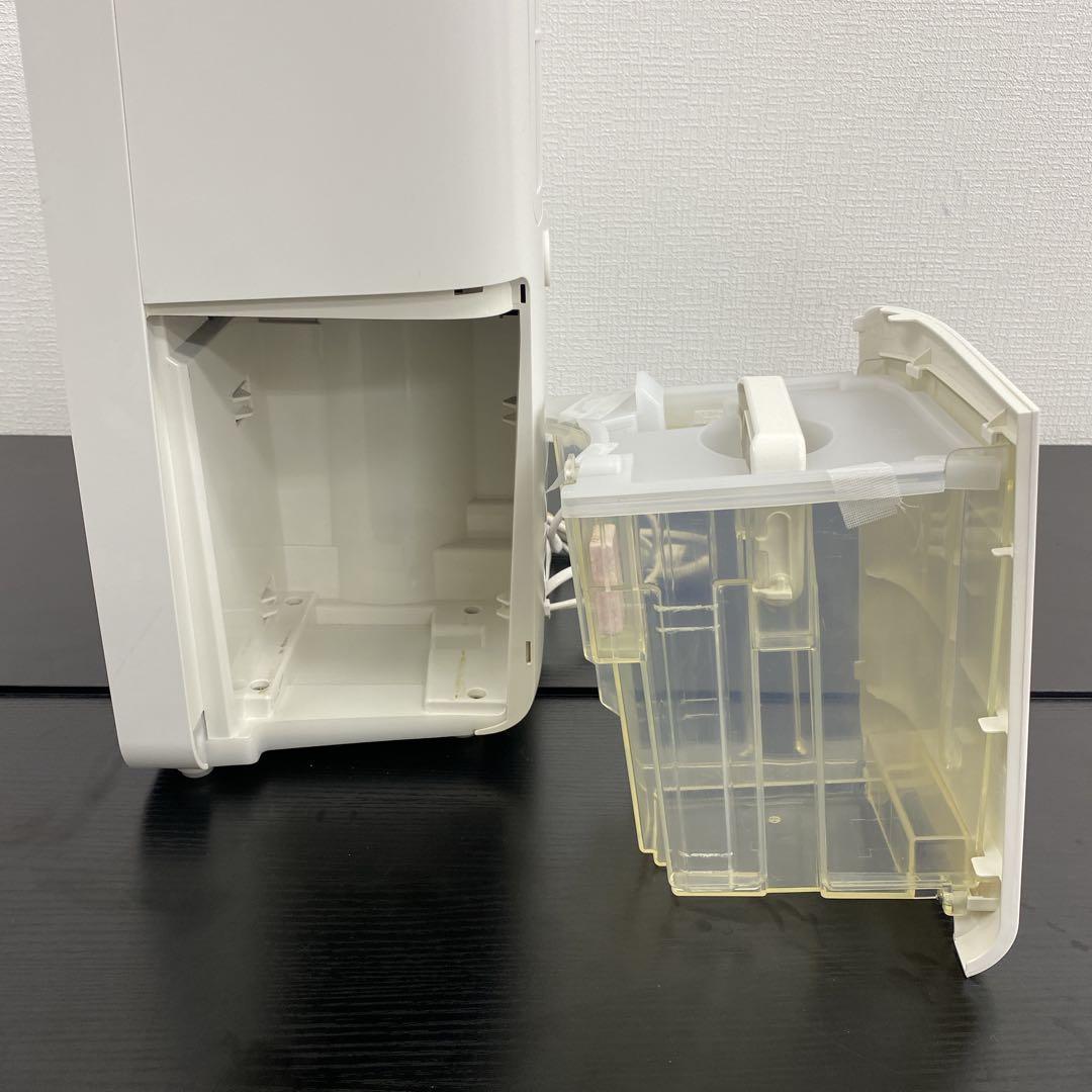 送料込み＊SHARP 除湿機 2022年製＊1118-9