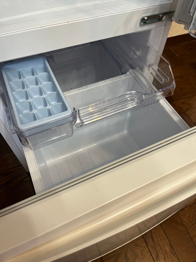 三菱 MR-P15K-W 冷蔵庫 ホワイト 2024年製