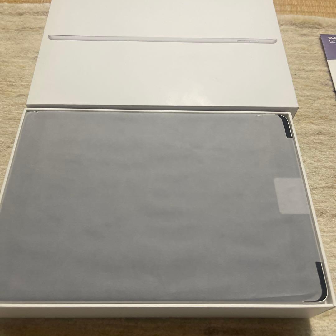 Apple iPad (第9世代) 64GB Wi-Fi シルバー