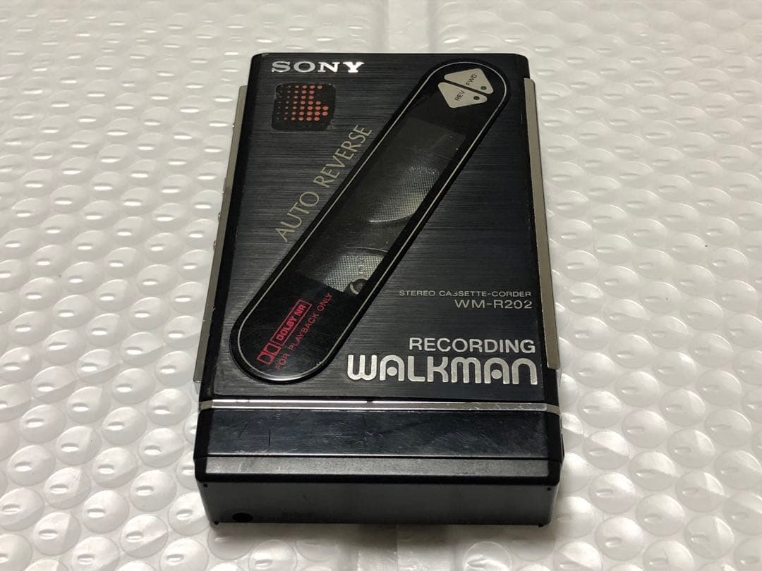 ポータブルプレーヤー SONY WalkmanWM-R202