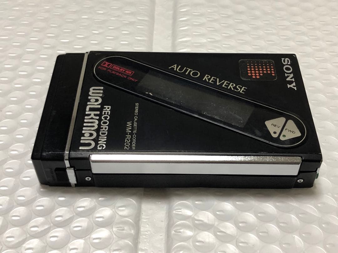 ポータブルプレーヤー SONY WalkmanWM-R202