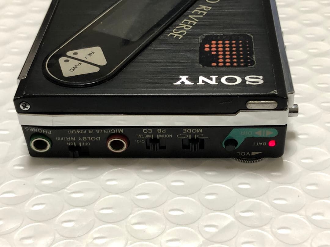 ポータブルプレーヤー SONY WalkmanWM-R202