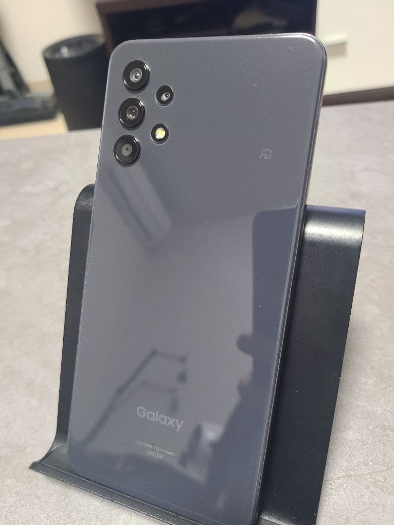 galaxyA32 (5G) オータムブラック