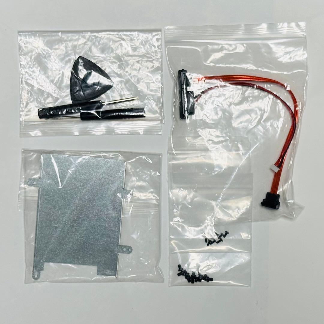 「AYANEO Retro Mini PC」Ryzen 5700U搭載ミニPC